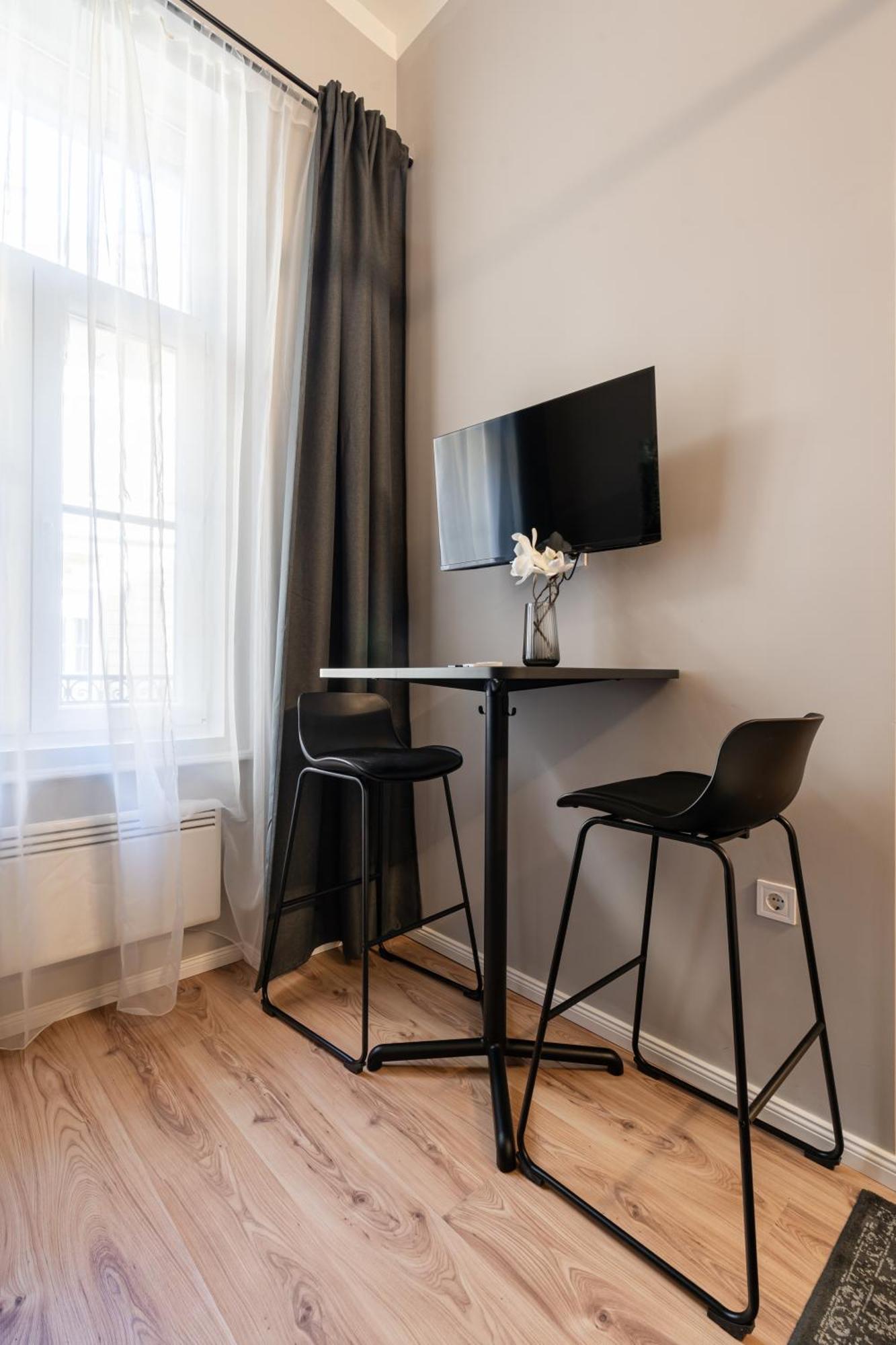 R38 Boutique Apartments, Best Location By Bqa Будапеща Екстериор снимка